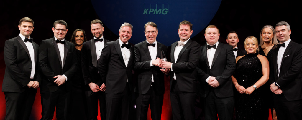 Kevin Hughes, Kenny Gilmour, Lisa McCrudden, Fintan Sherry all from Combilift, Ian Hyland, Business & Finance, Martin McVicar, CEO Combilift,
Seamus Hand KPMG, Patrick McMeel, Colin Gray, Donna Rutledge, Margaret Courtney & Peter Campbell all from Combilift.